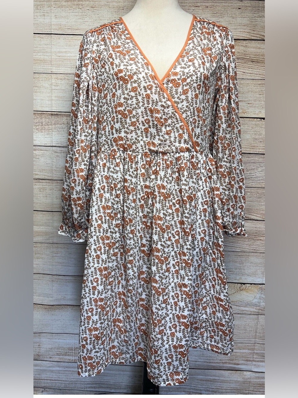Daughters of India Binita V-Neck Shift Dress Sz M Floral Cotton Balloon Sleeve
